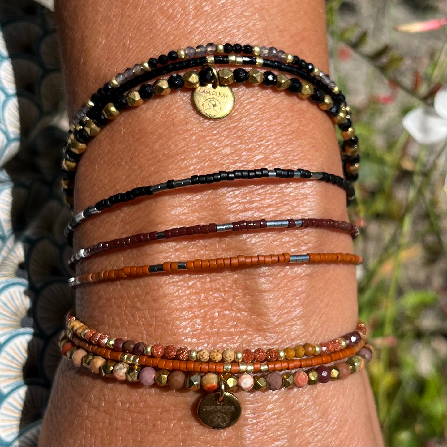 Bracelet Emma jonc 3 rangs en pierres naturelles et Miyuki doré ou argent