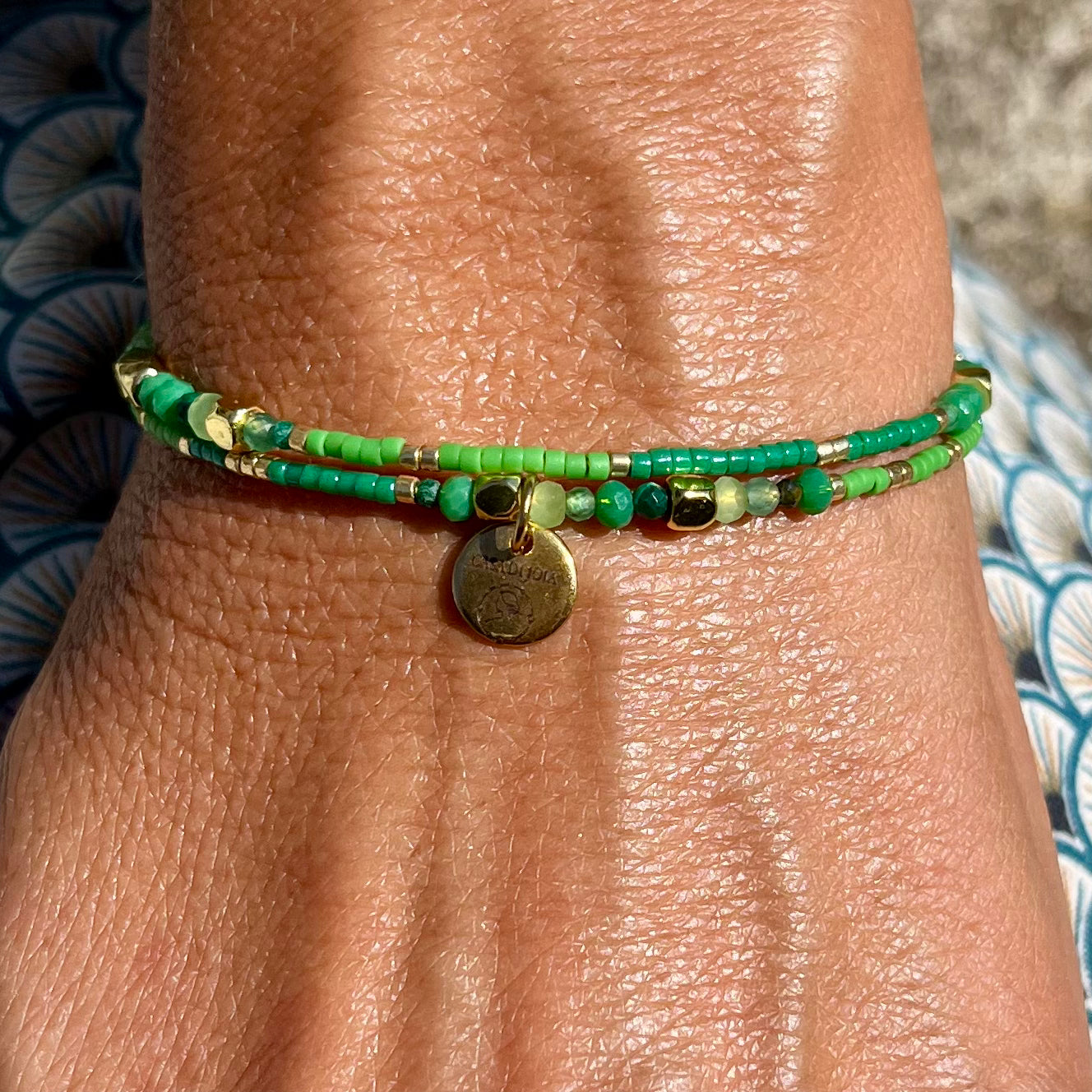 Bracelet Sandrina jonc 2 rangs en pierres naturelles et Miyuki doré ou argent