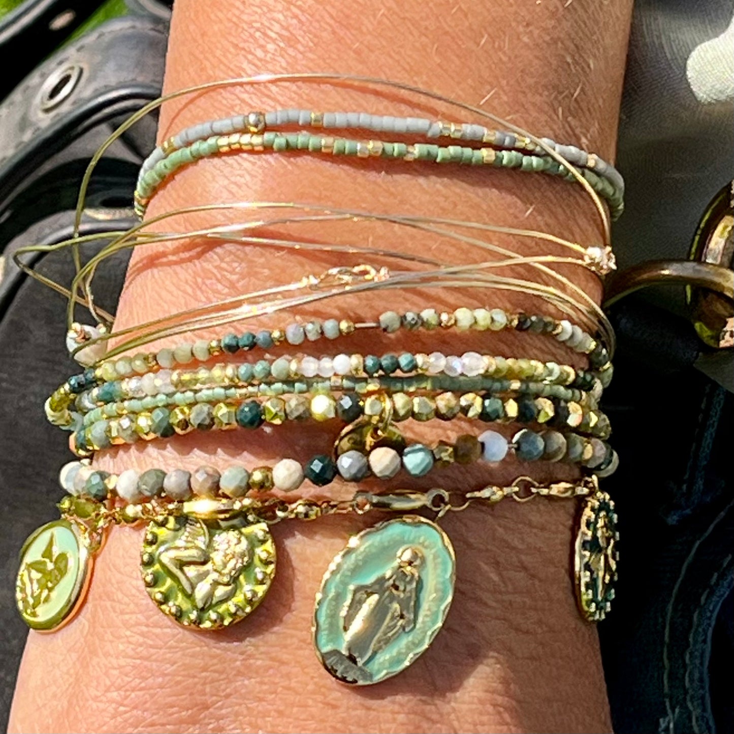 Bracelet Aurora, breloques émaillées
