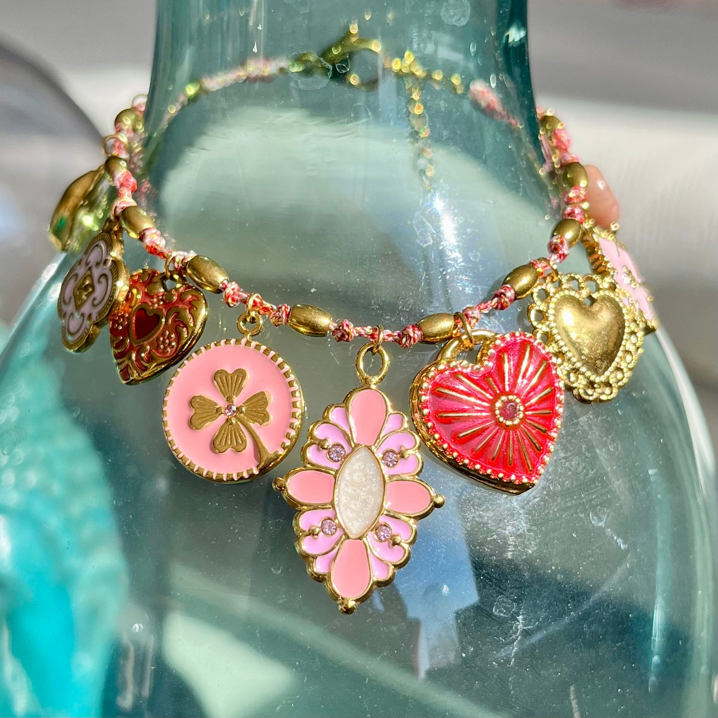 Bracelet Aurora, breloques émaillées