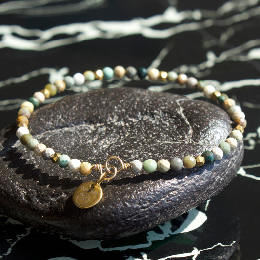 Bracelet Mara jonc fin en gold filled ou argent 925 et pierres naturelles