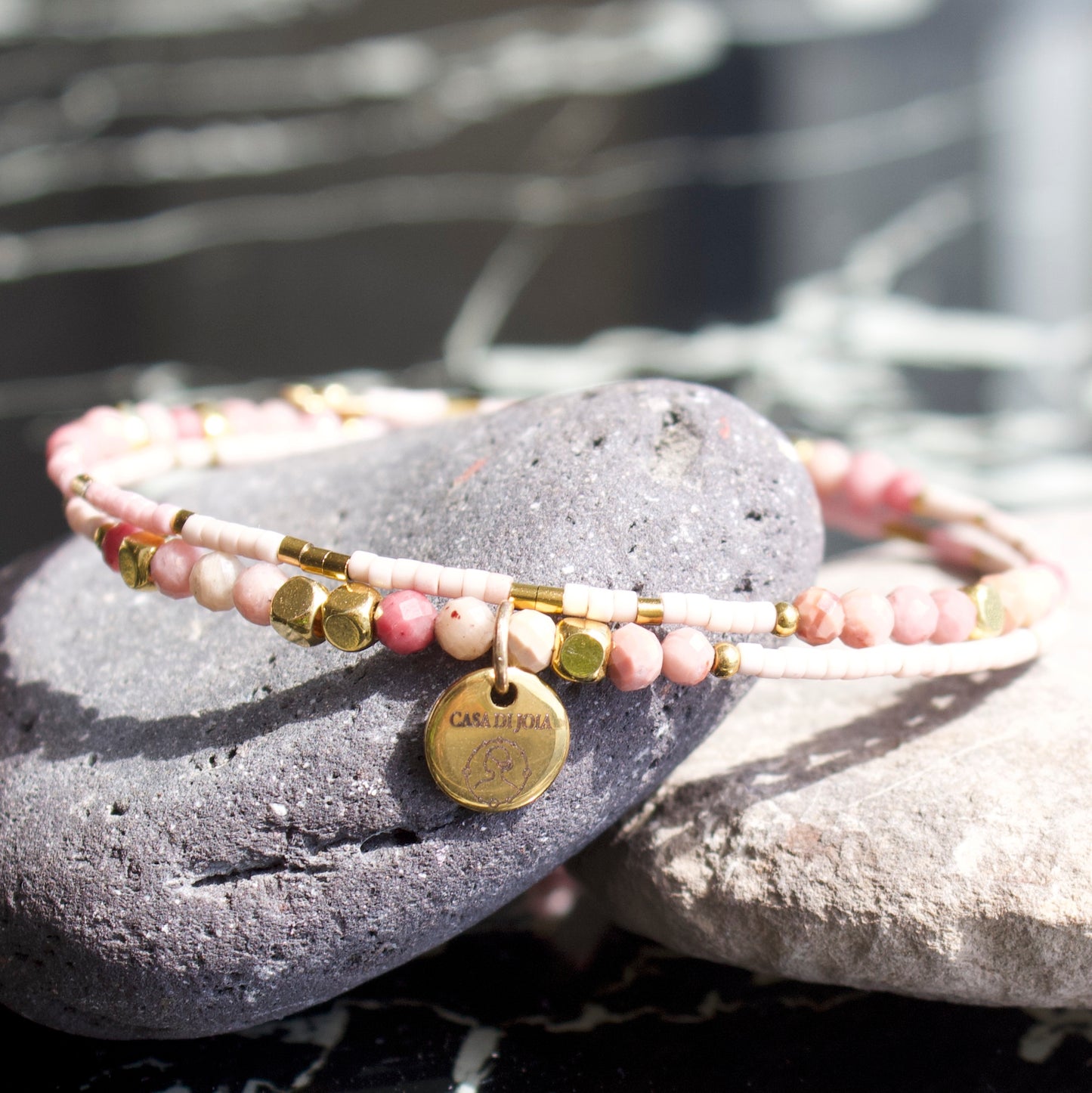 Bracelet Sandrina jonc 2 rangs en pierres naturelles et Miyuki doré ou argent