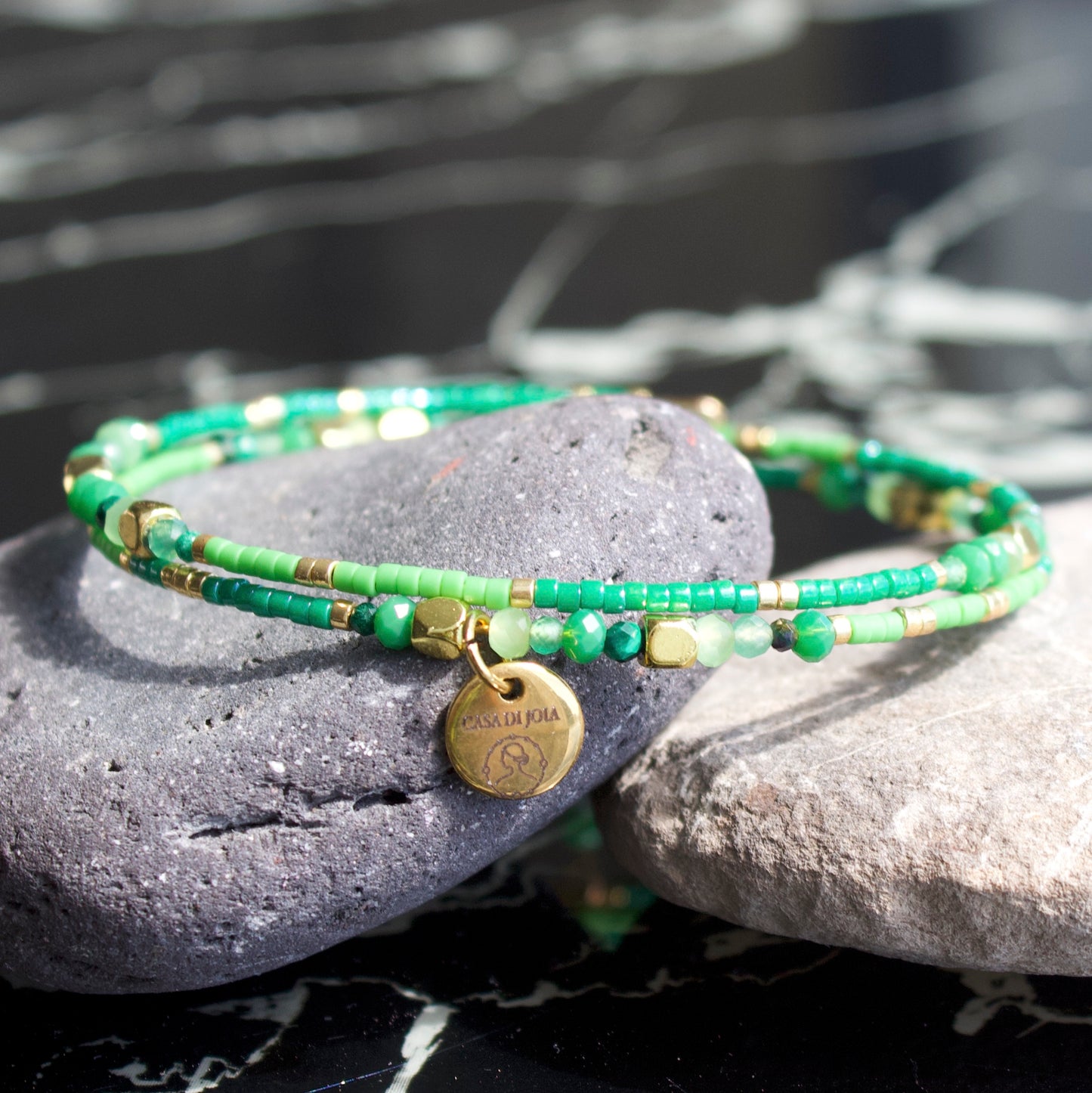 Bracelet Sandrina jonc 2 rangs en pierres naturelles et Miyuki doré ou argent